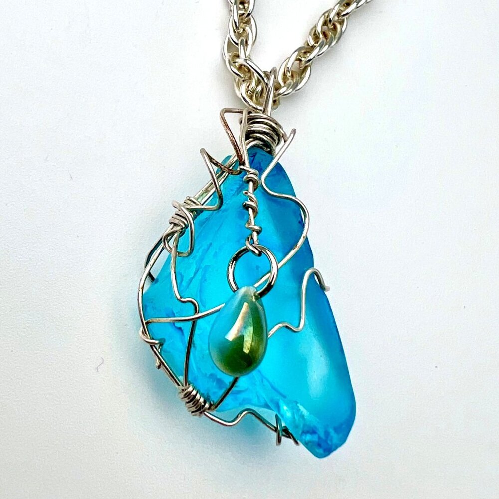 Silver Tone Necklace Wire Wrapped Pendant Handmade - Picture 2 of 10